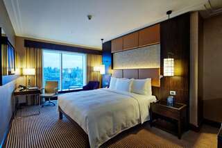Отель Hilton Baku Баку Номер с кроватью размера «king-size»-6