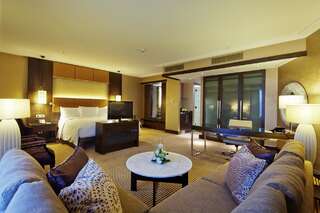 Отель Hilton Baku Баку Номер Делюкс с кроватью размера «king-size»-3